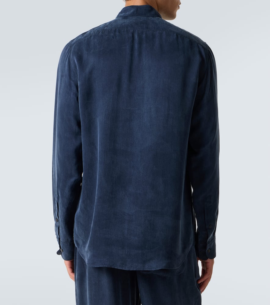 Oversized shirt