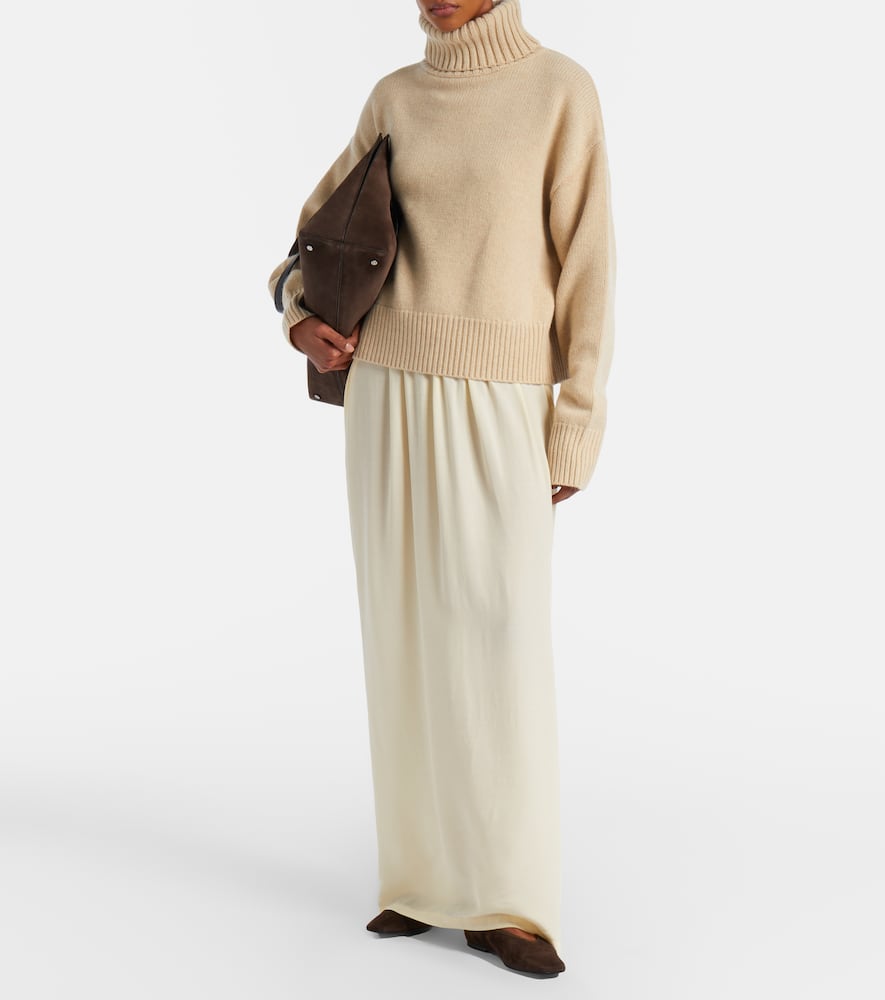 N°434 Crop Xtra cashmere turtleneck sweater