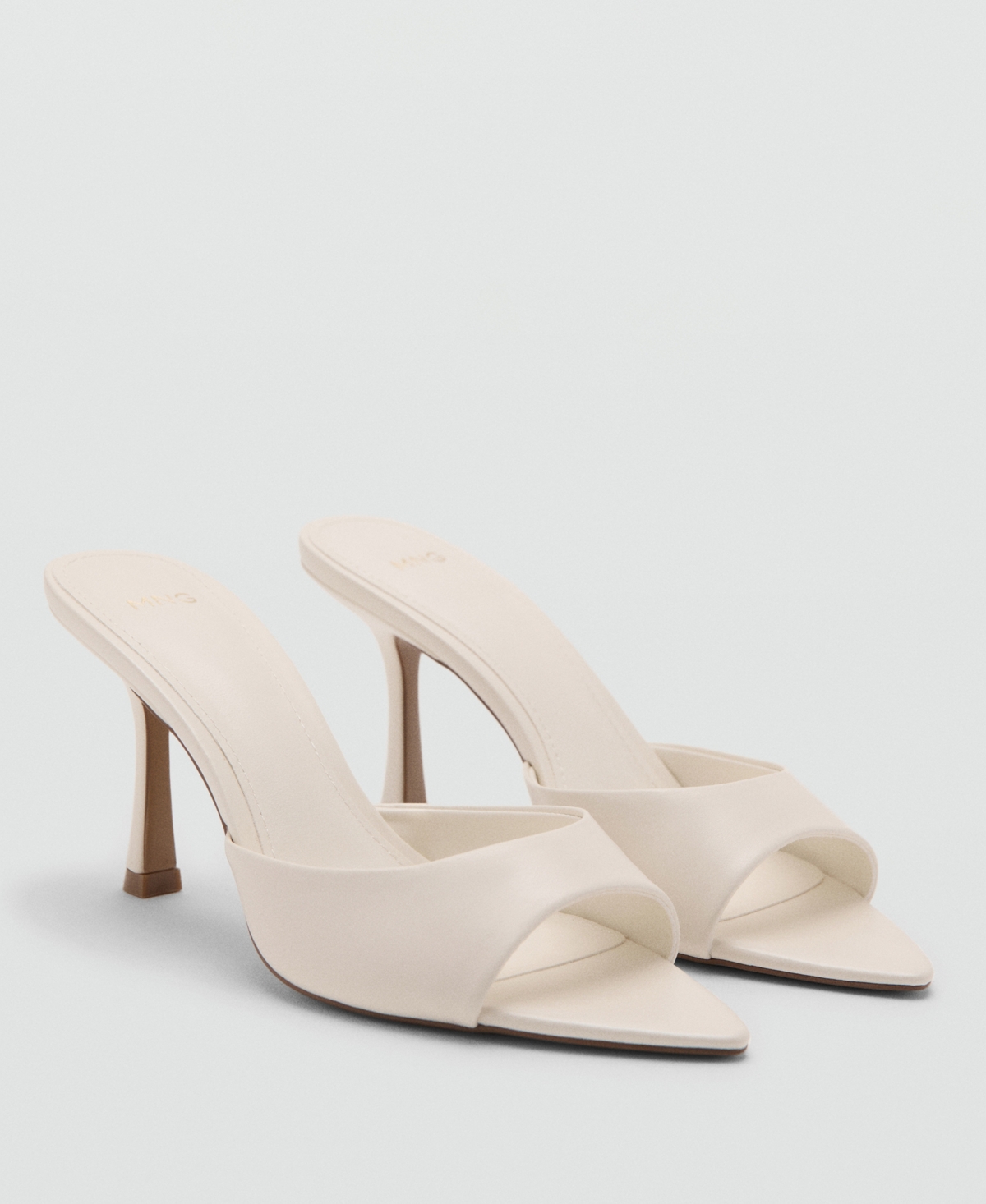 Women's Pointed-Heel Sandals - Ecru
