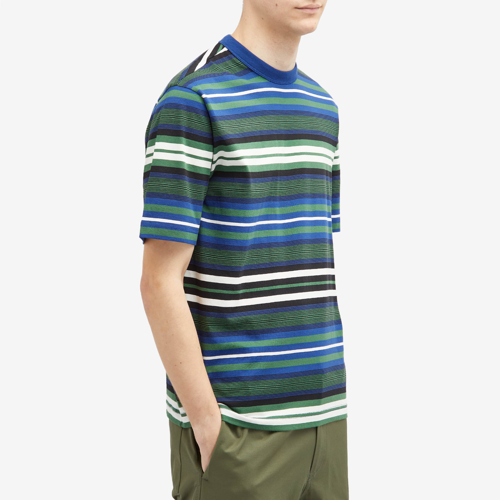 폴스미스 Men's Multi Stripe T-Shirt in Blue M2R-220X-P22271-45