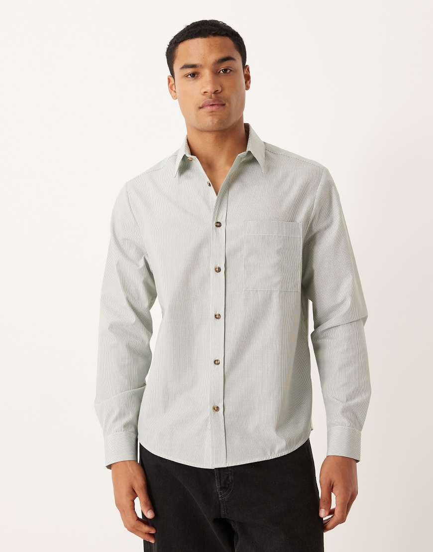 Regular fit shirt in green and white stripe