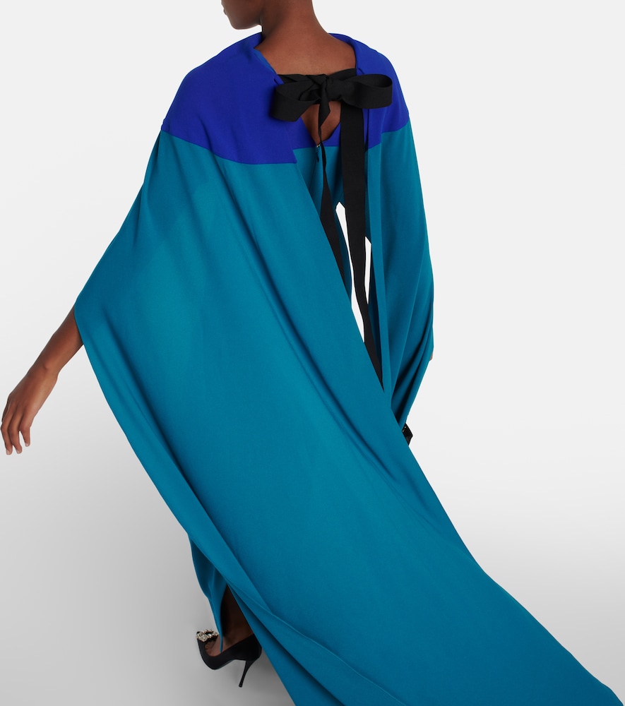 Elinia gown