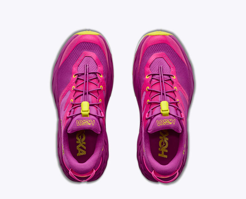 HOKA Speedgoat 7 Shoes in Fuchsia/Fuchsia
