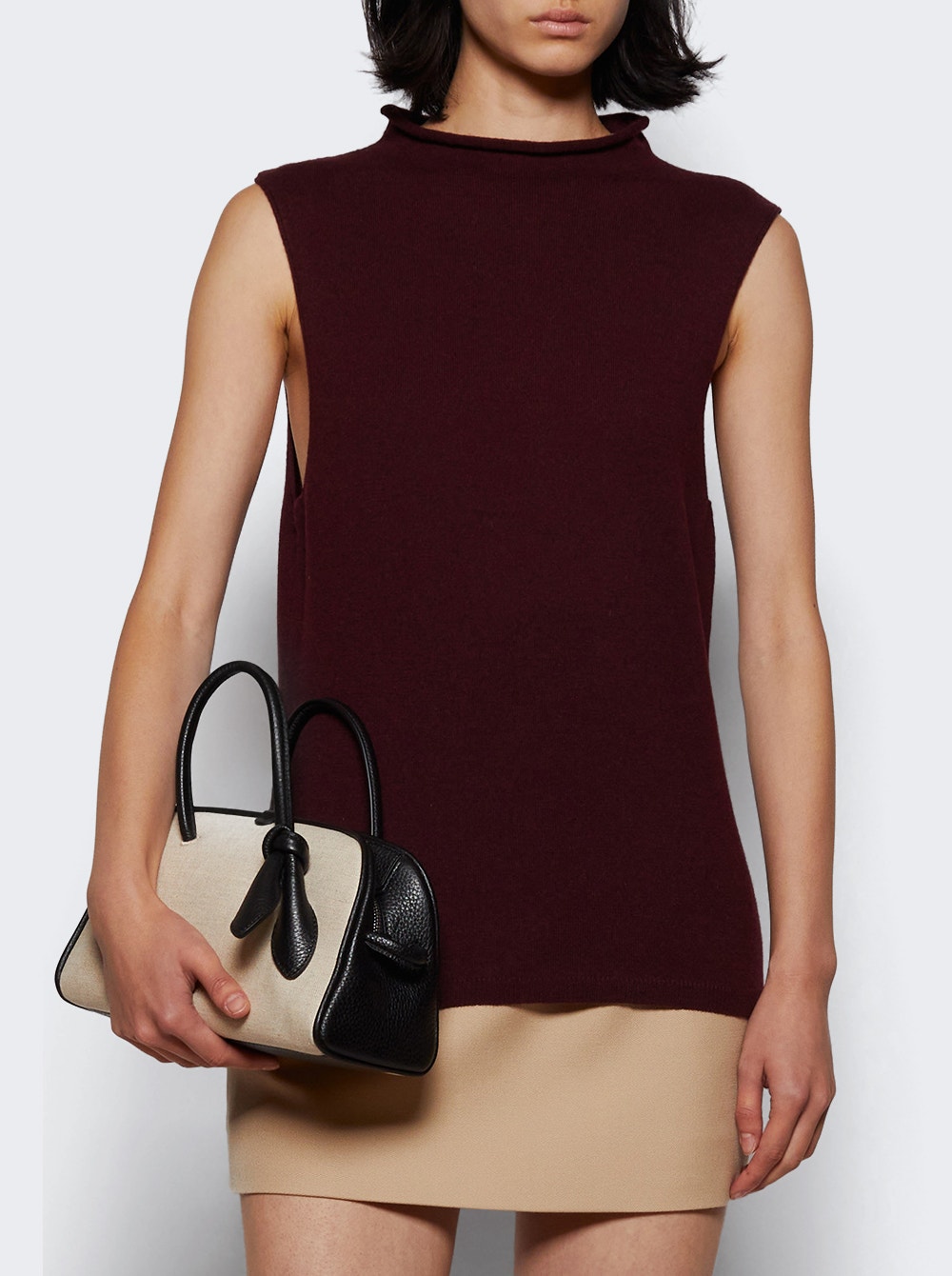 Sleeveless Top Maroon