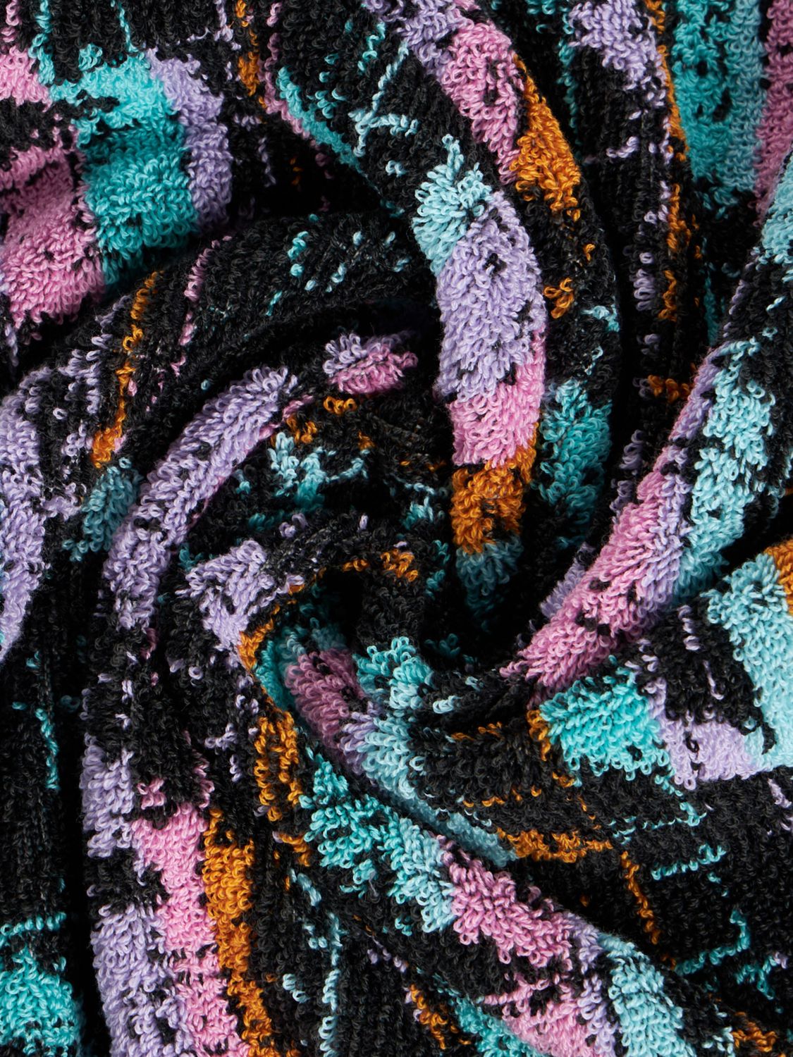 Bath And Beach Towels Lifestyle color Black