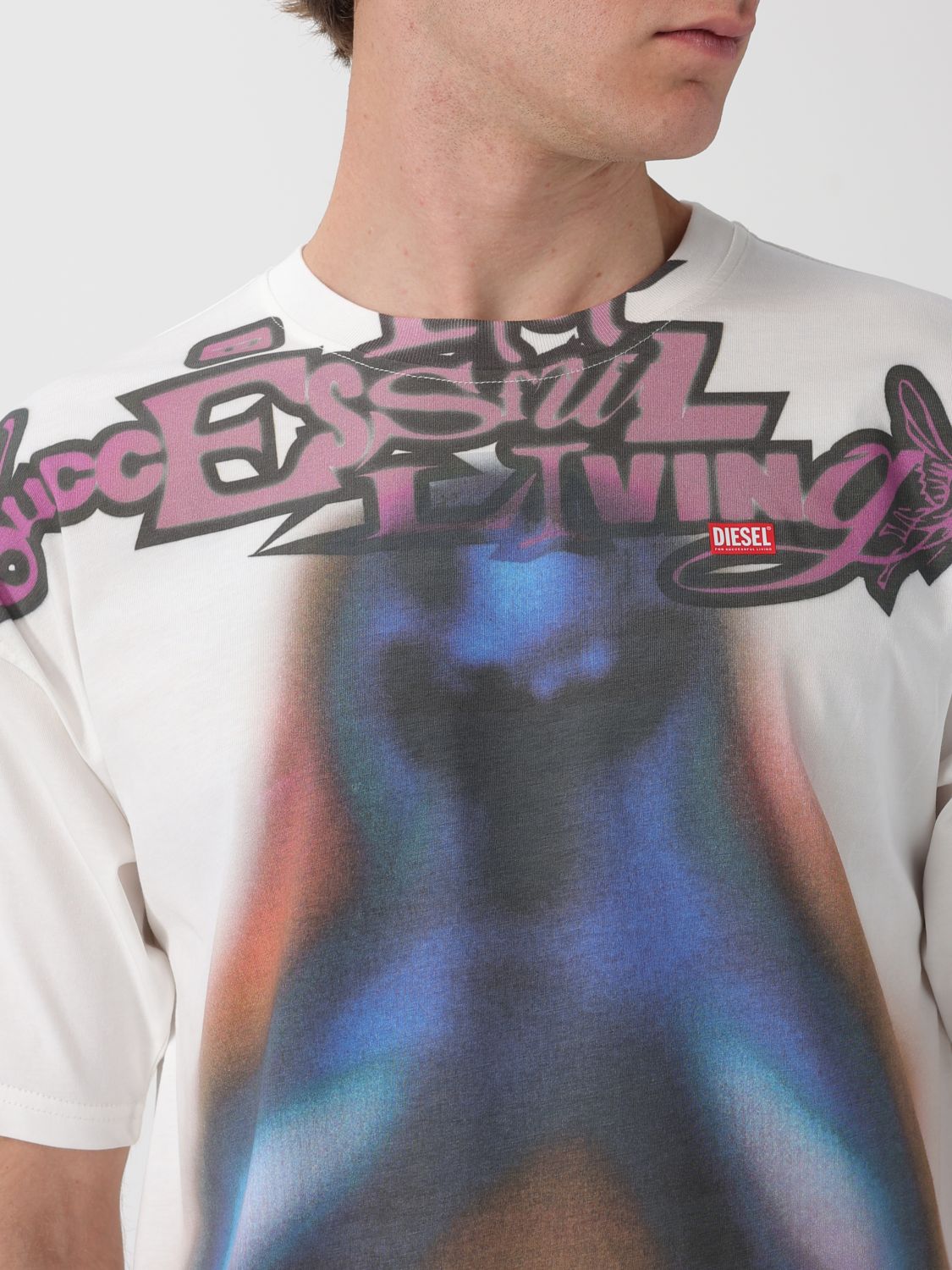 T-Shirt Men color White