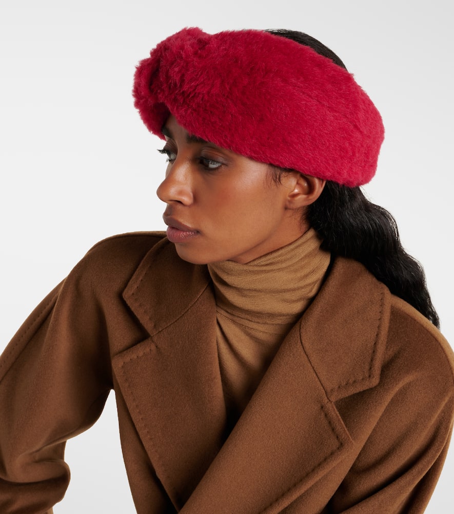 Max Mara Full teddy scarf