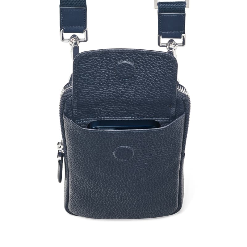 Reporter Crossbody Phone Bag in Navy Pebble