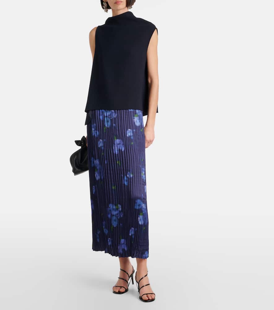 Asymmetric draped top