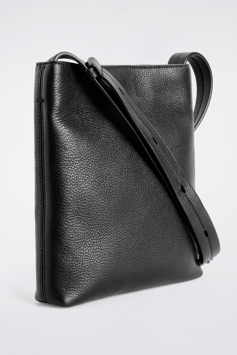 City Crossbody Bag - Grained Leather