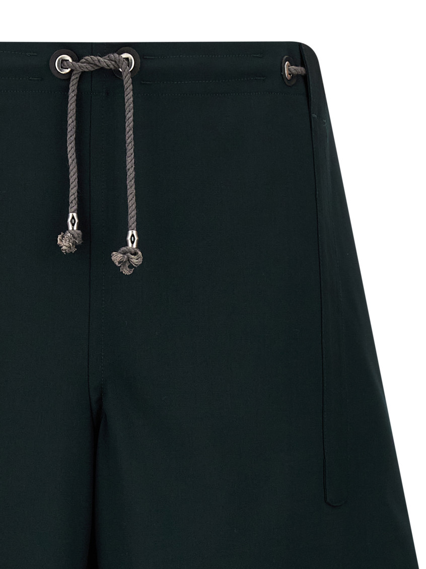 Kiko Kostadinov - kyan bermuda shorts side pocket eyelets belt