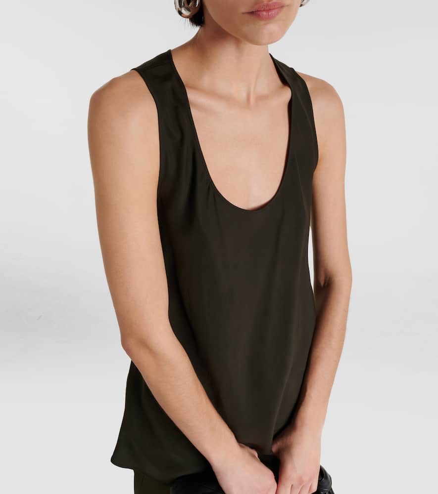 Scoop-neck tank top