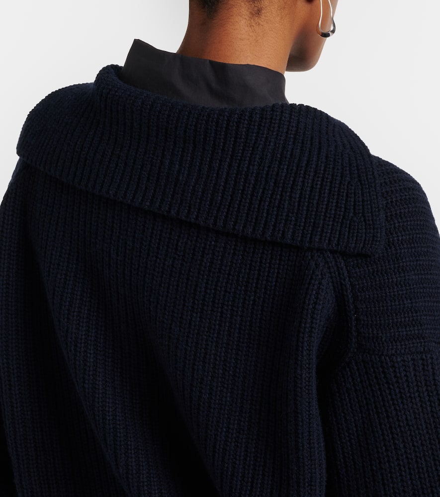 Cotton and cashmere sweater