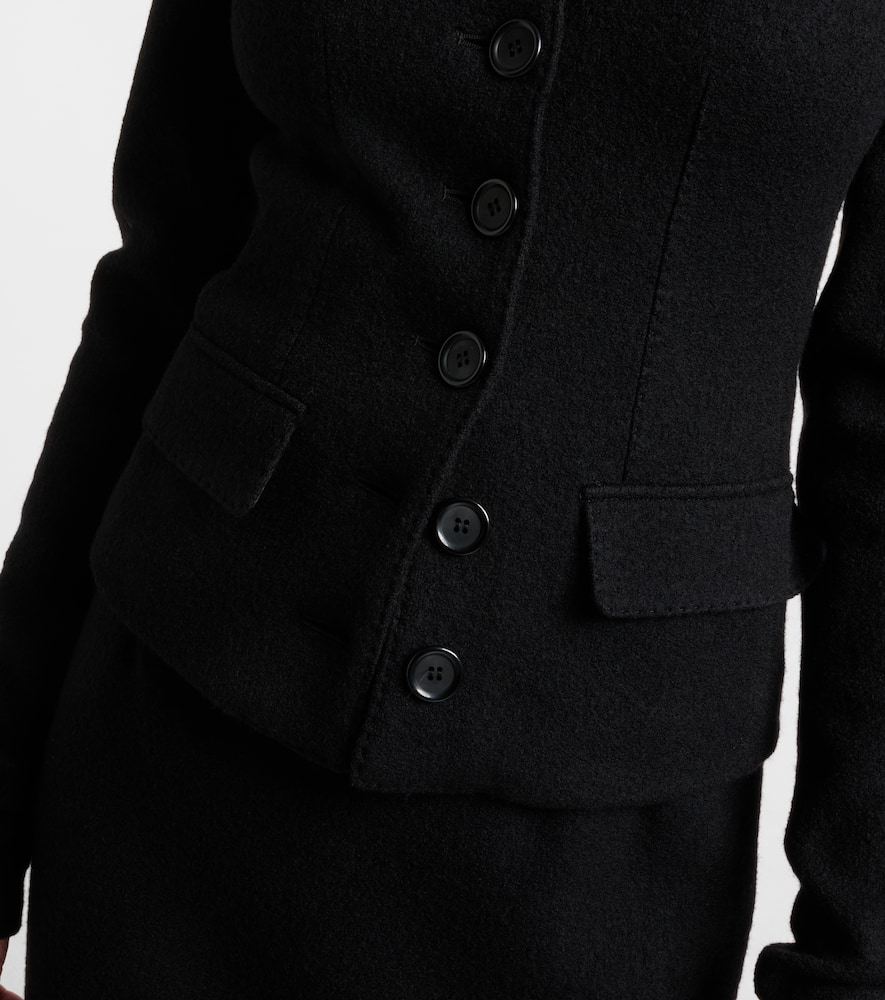 Virgin wool jacket