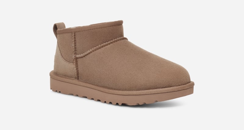® Women's Classic Ultra Mini Sheepskin Classic Boots in Caribou