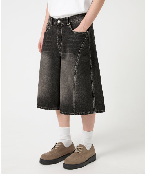 Cat Brush Washed Bermuda Denim Shorts