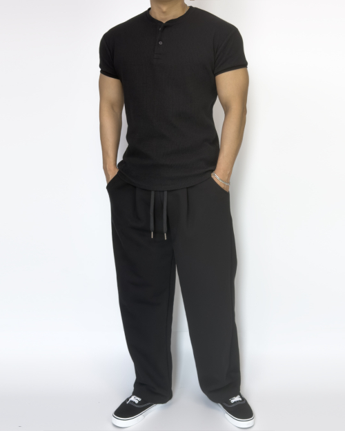 Muscle Fit Waffle Henley Neck Short Sleeve BLACK