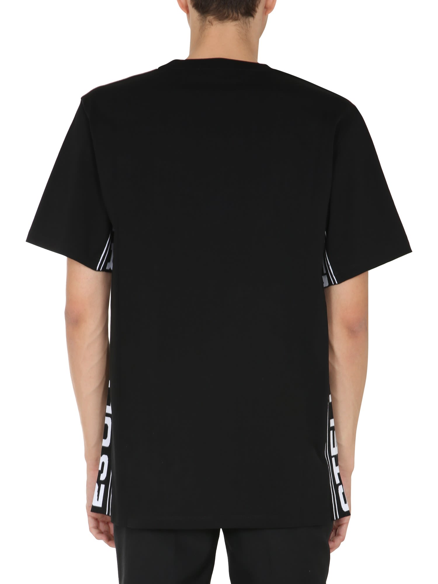 Round Neck T-shirt