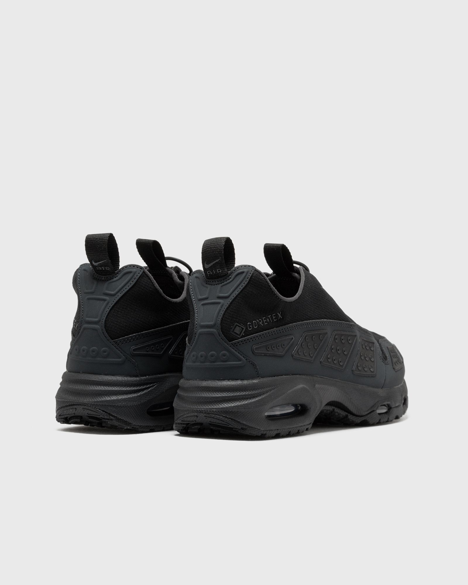 WMNS AIR MAX SNDR GTX black male Lowtop now available at BSTN