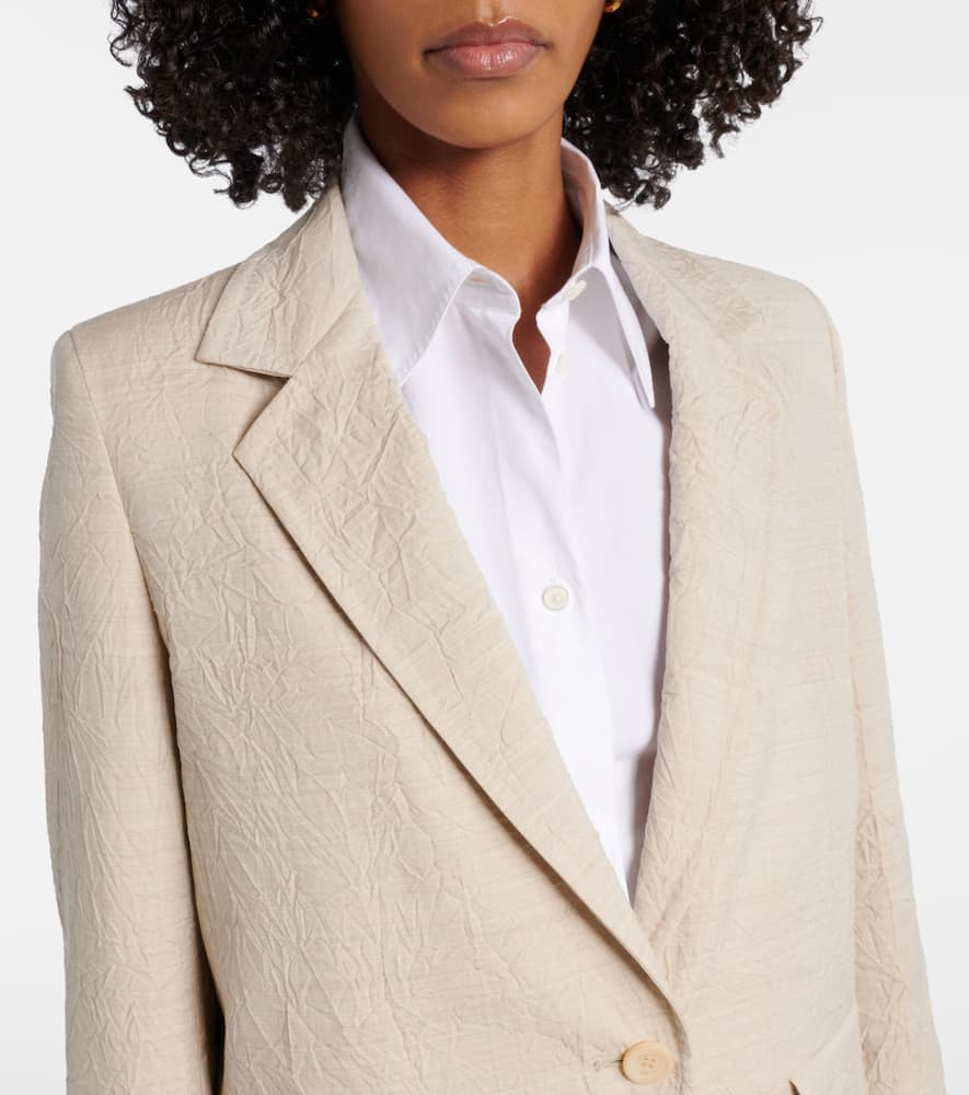 Single-breasted wool blazer