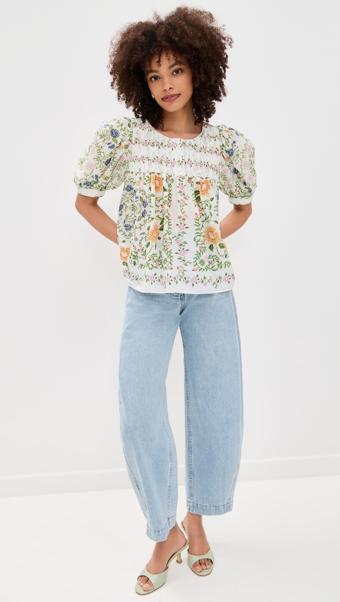 FARM Rio Scoop Neck Short Sleeve Blouse Folk Floral Off-White