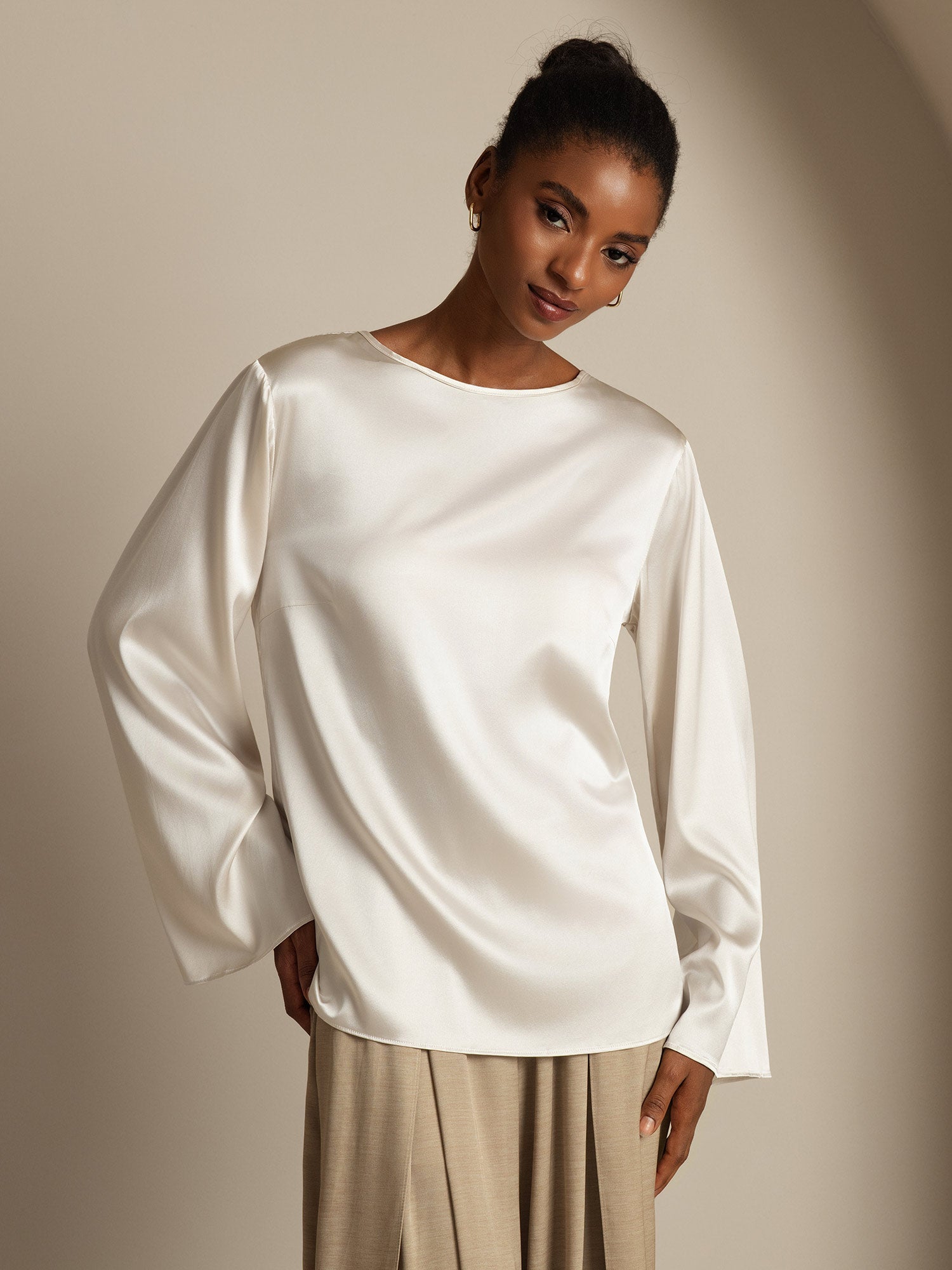 19Momme Silk Bell Sleeve Boat Neck Women's Top