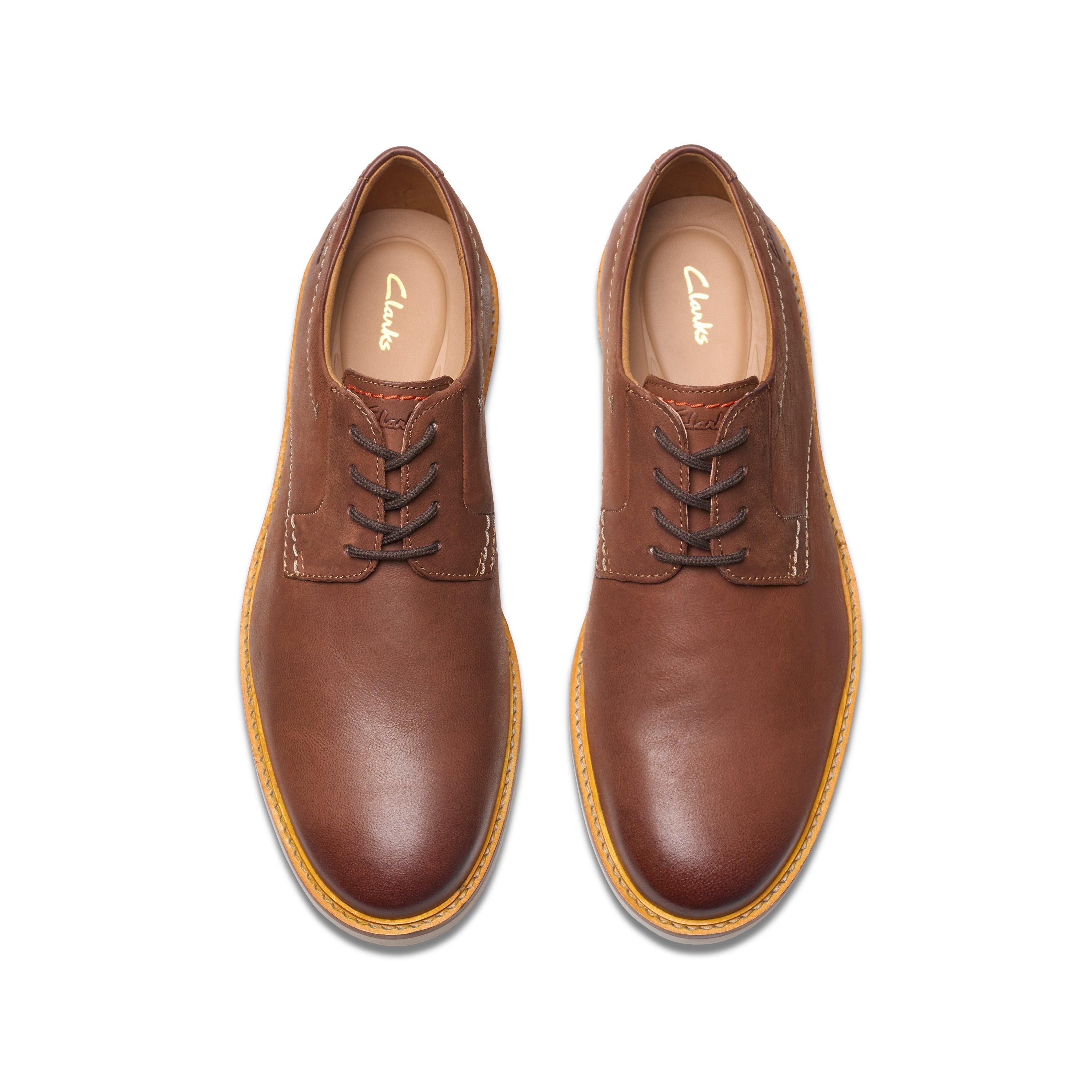 Clarks Atticus Lt Lace Dark Tan Leather Derby Shoes,lace Up In Brown