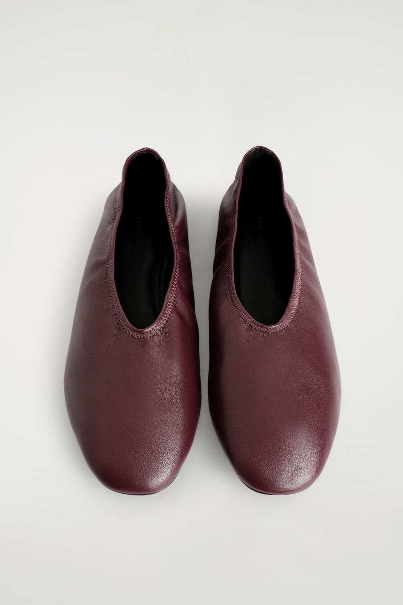 Minimal Leather Ballet Flats