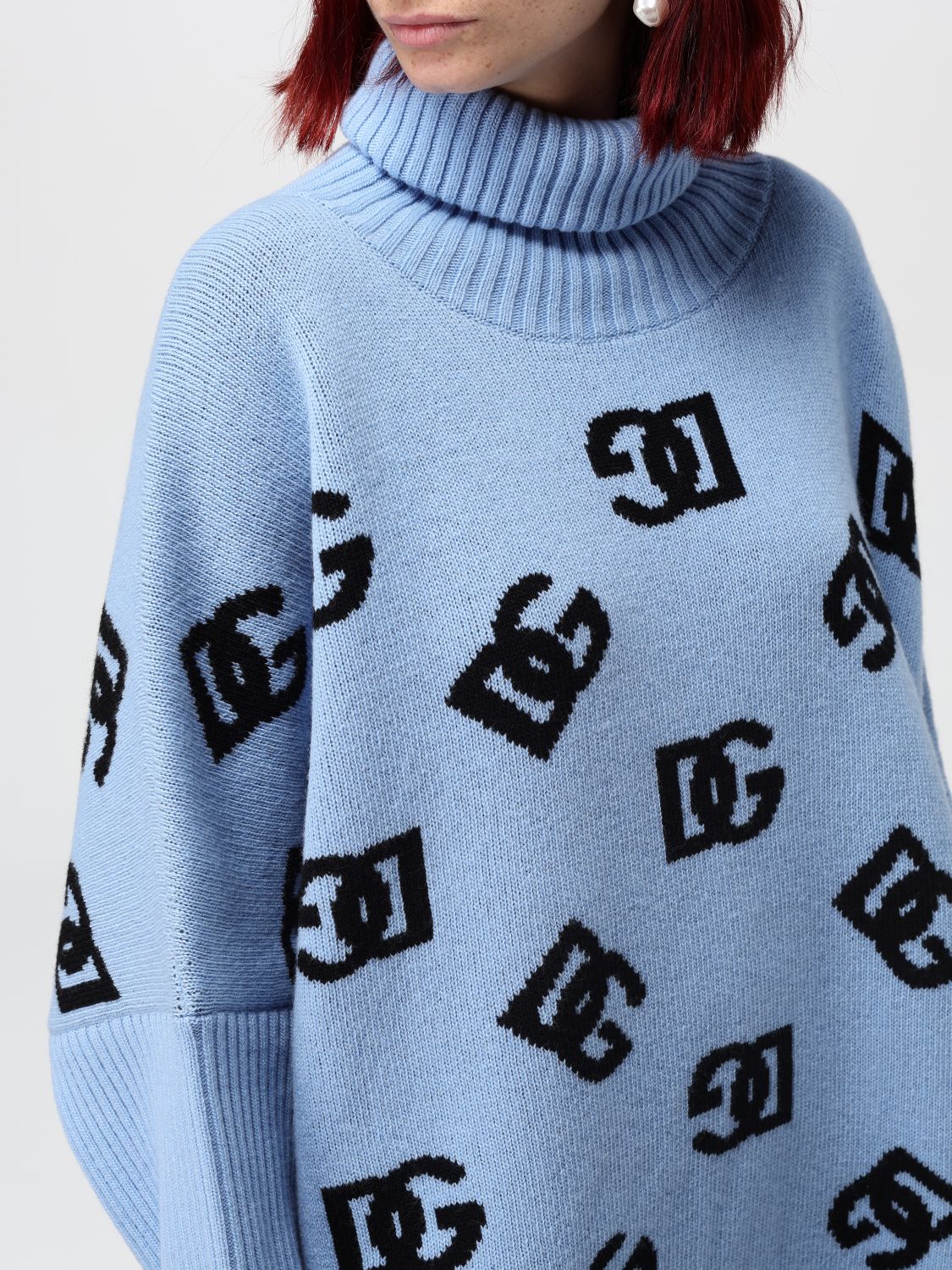 Logo embroidered coat - BLUE