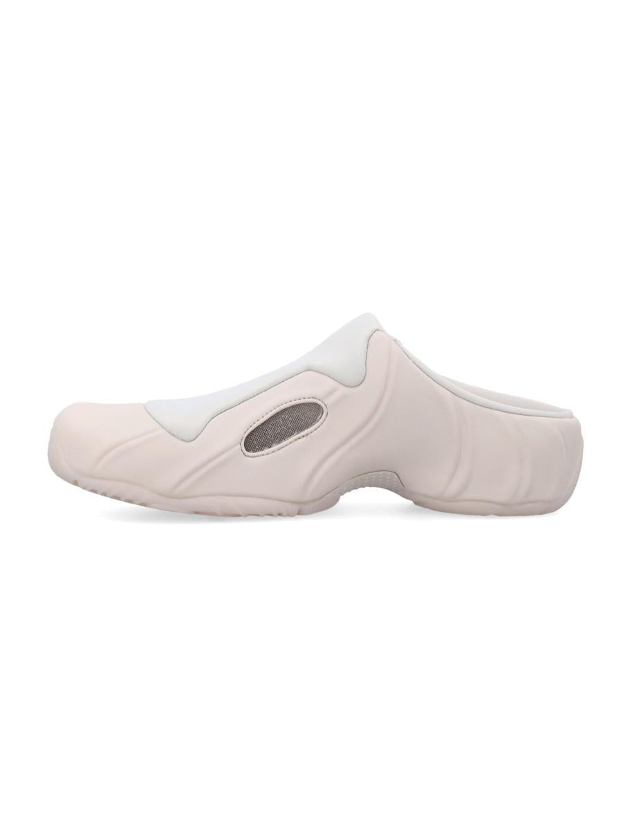 Clogposite Clogs
