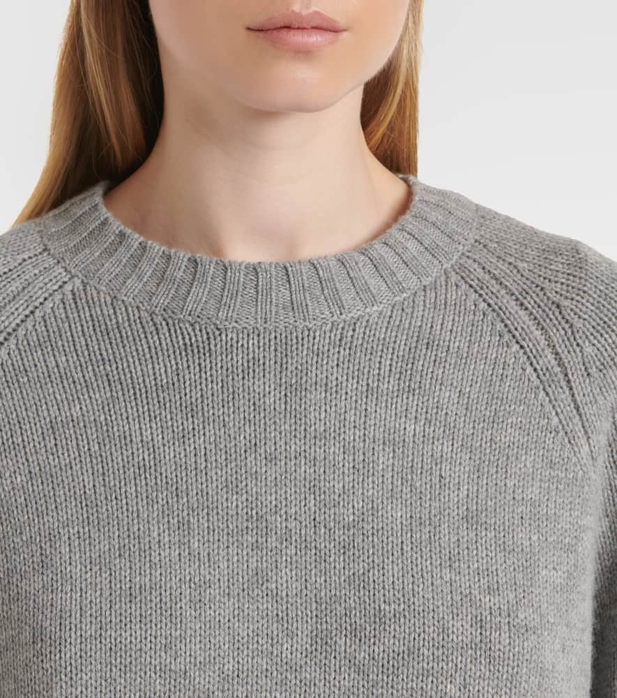 Wool and cashmere sweater