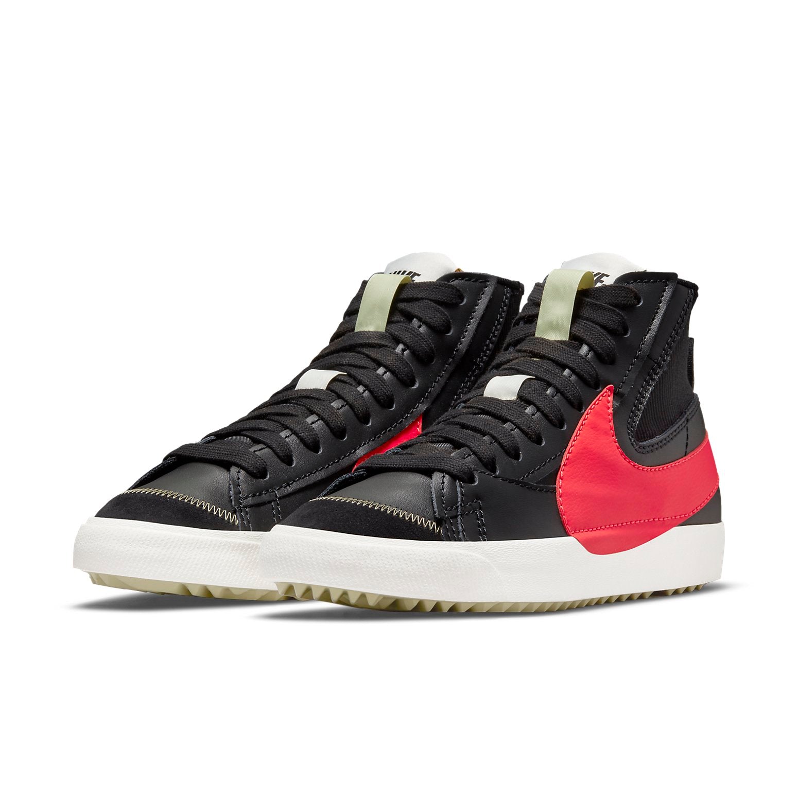 Blazer Mid '77 Jumbo 'Black Bright Crimson'