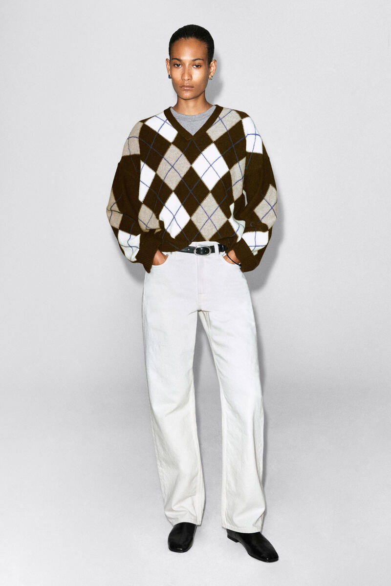 Argyle Wool-Alpaca V-Neck Sweater