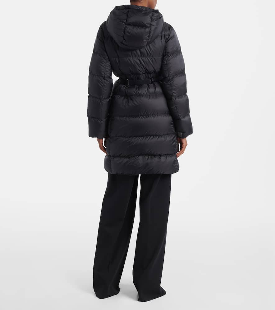Belted quilted down coat