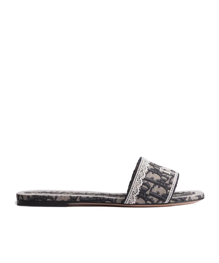 Dentelle Slide