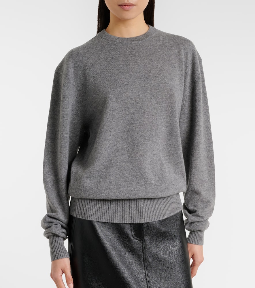 Cashmere sweater