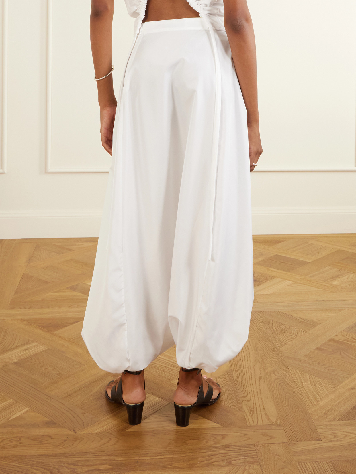 Jalousie Shell Midi Skirt - White