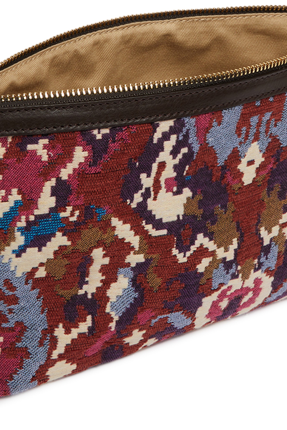 Zipped clutch