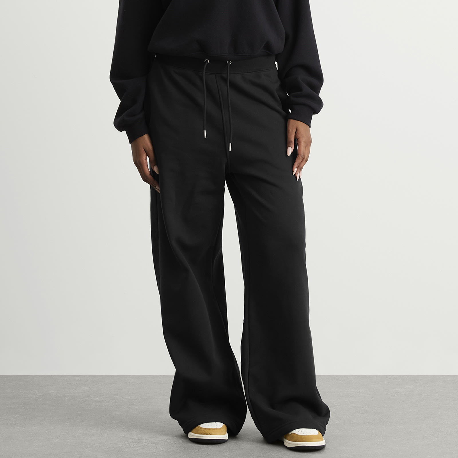 Women's Flight Fleece Open Hem Pant Black/Smoke Grey