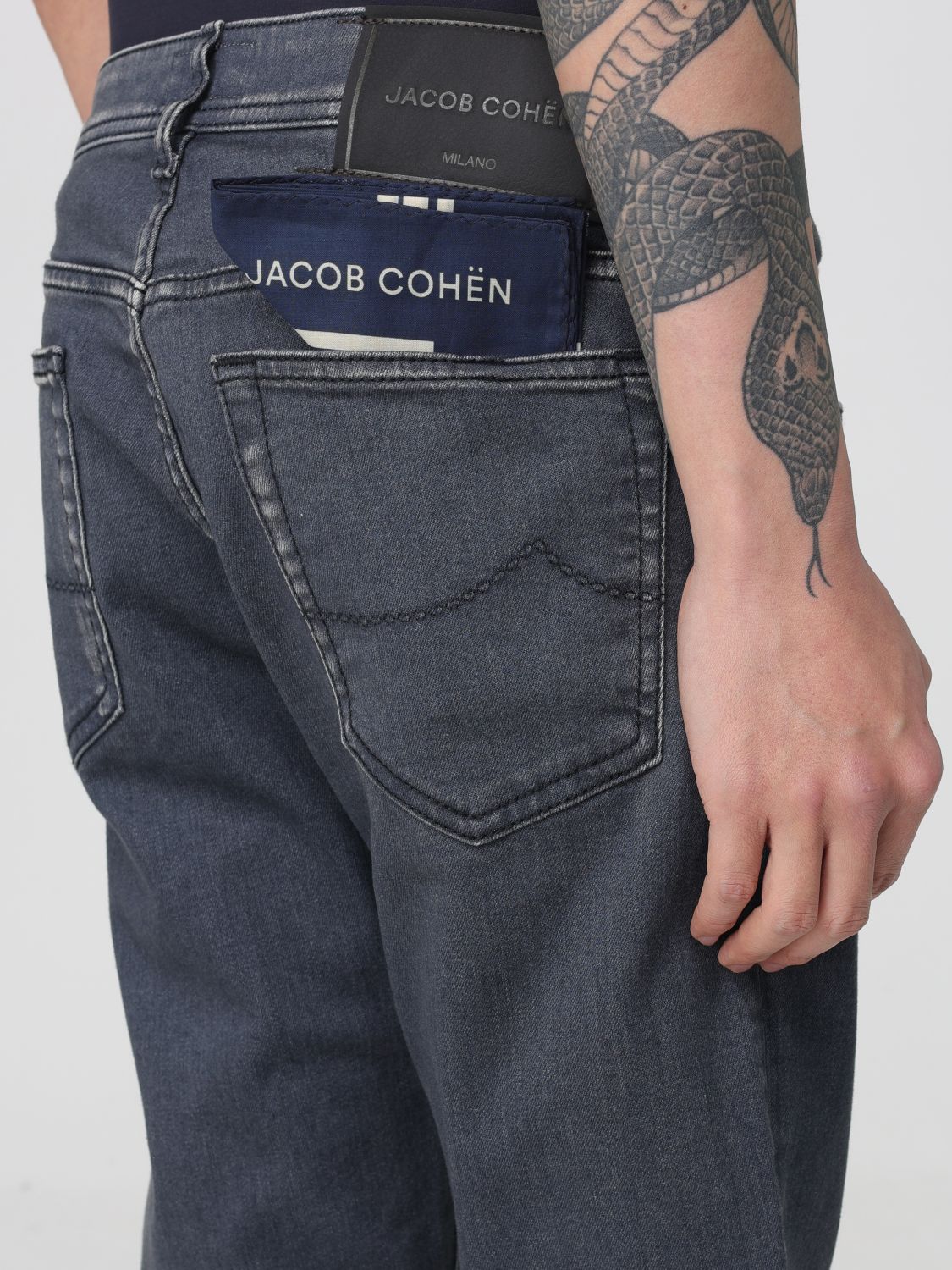 Jeans Men color Navy