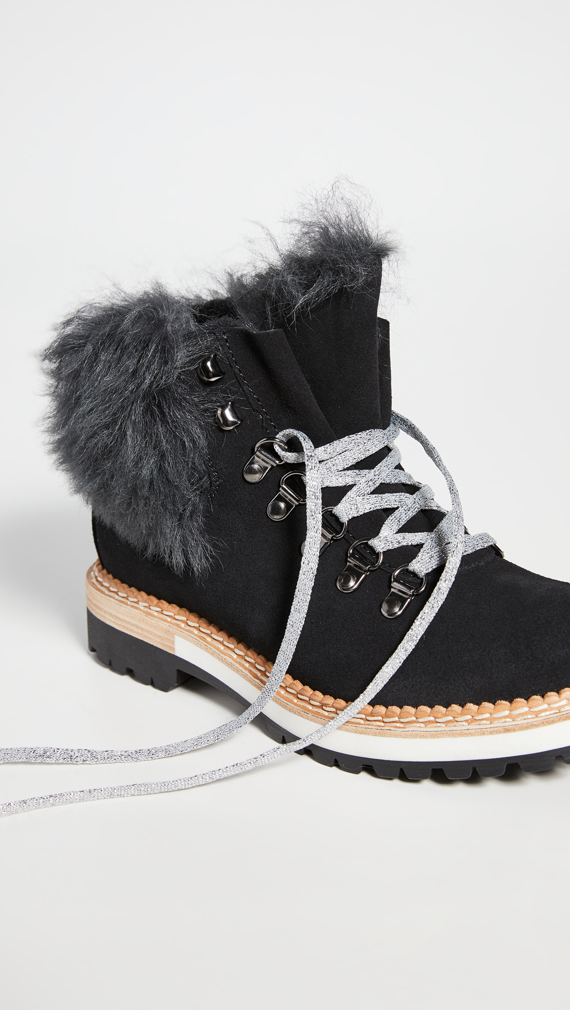 Clara Shearling Lined Boots Black