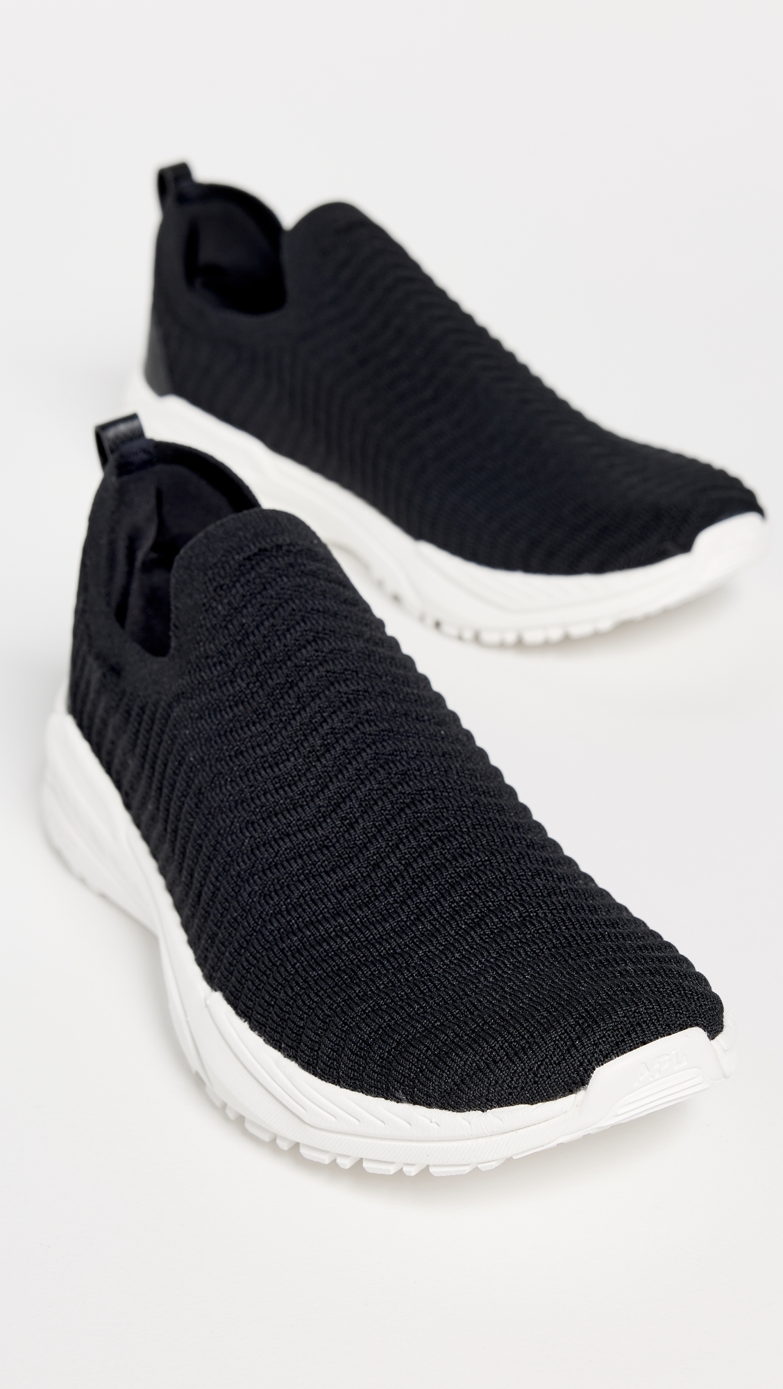 Techloom Traveler Sneakers Black/Ivory