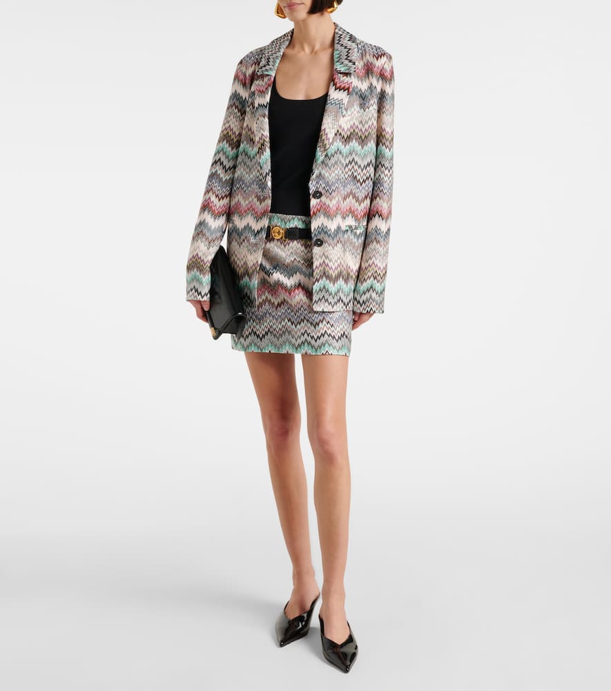 Zigzag miniskirt