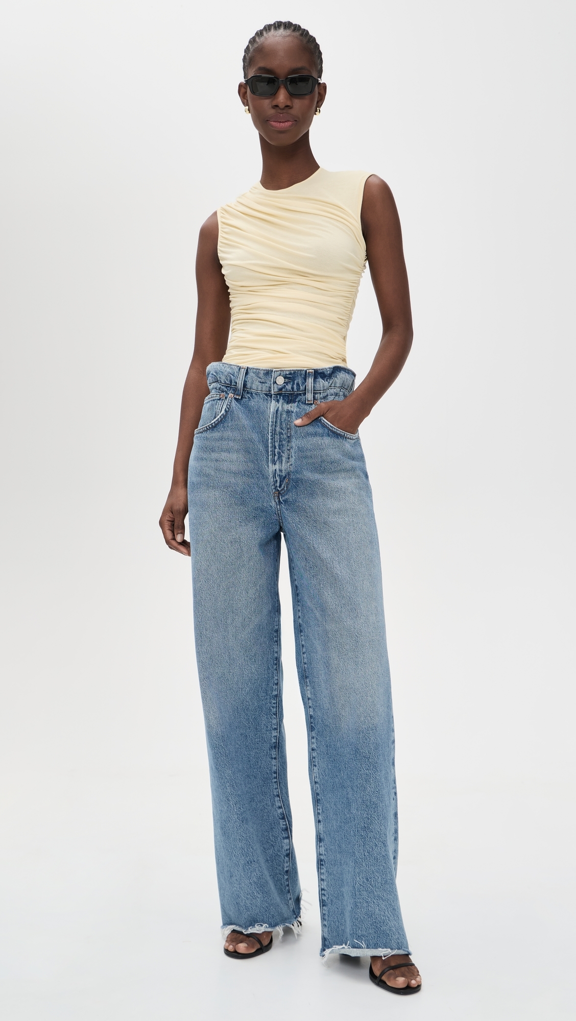 Lyonne Jeans Outbreak