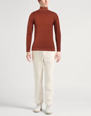 Man Turtleneck Brown
