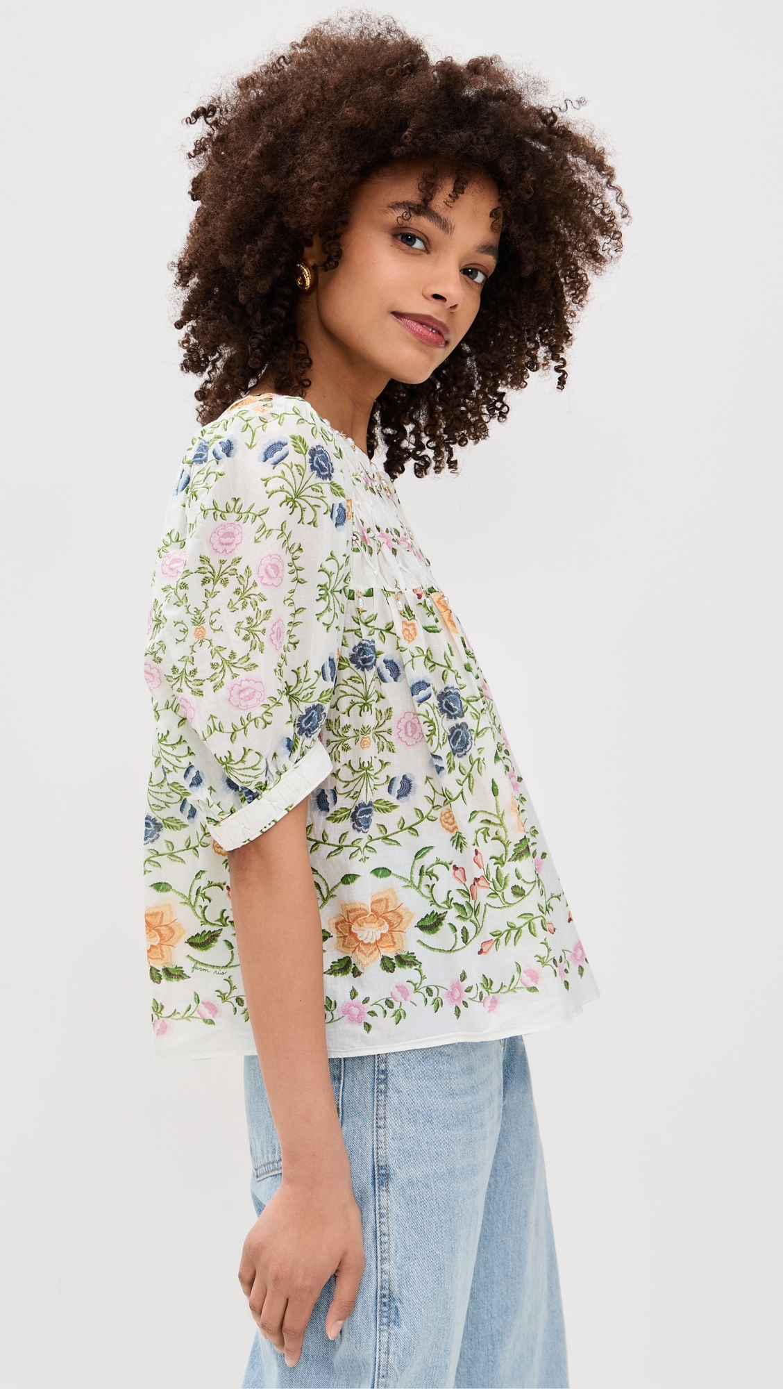 FARM Rio Scoop Neck Short Sleeve Blouse Folk Floral Off-White