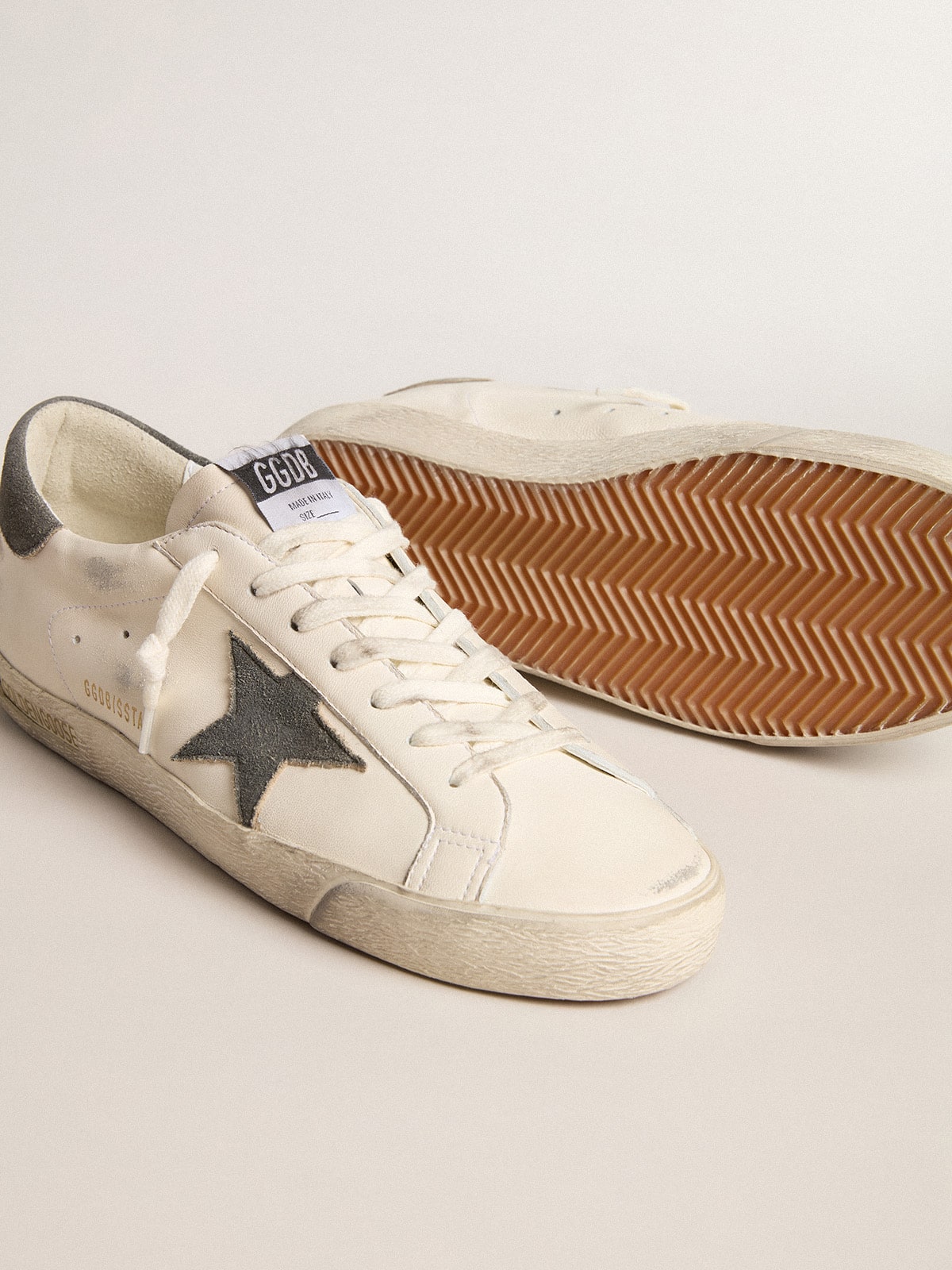 Golden Goose - Super-star In Nappa With Gray Suede Star And Heel Tab, Man