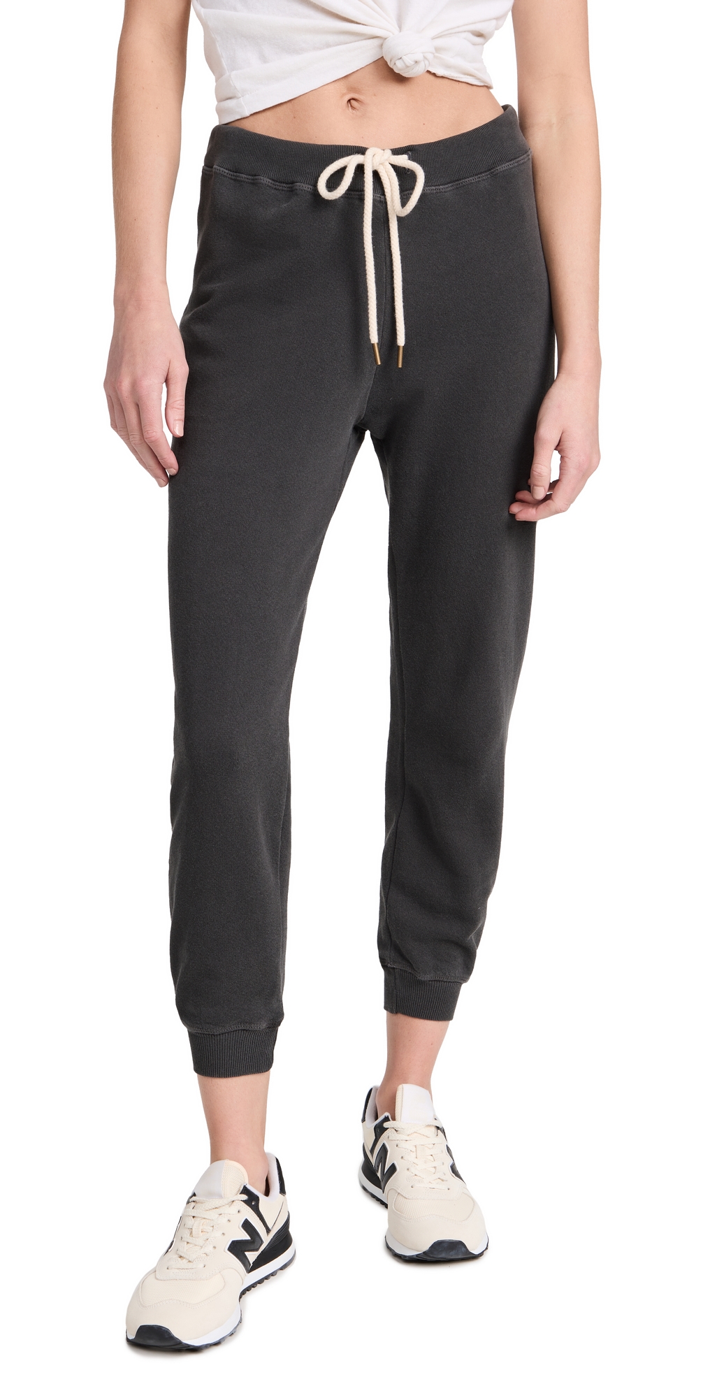 The Cropped Sweatpants Washed Black