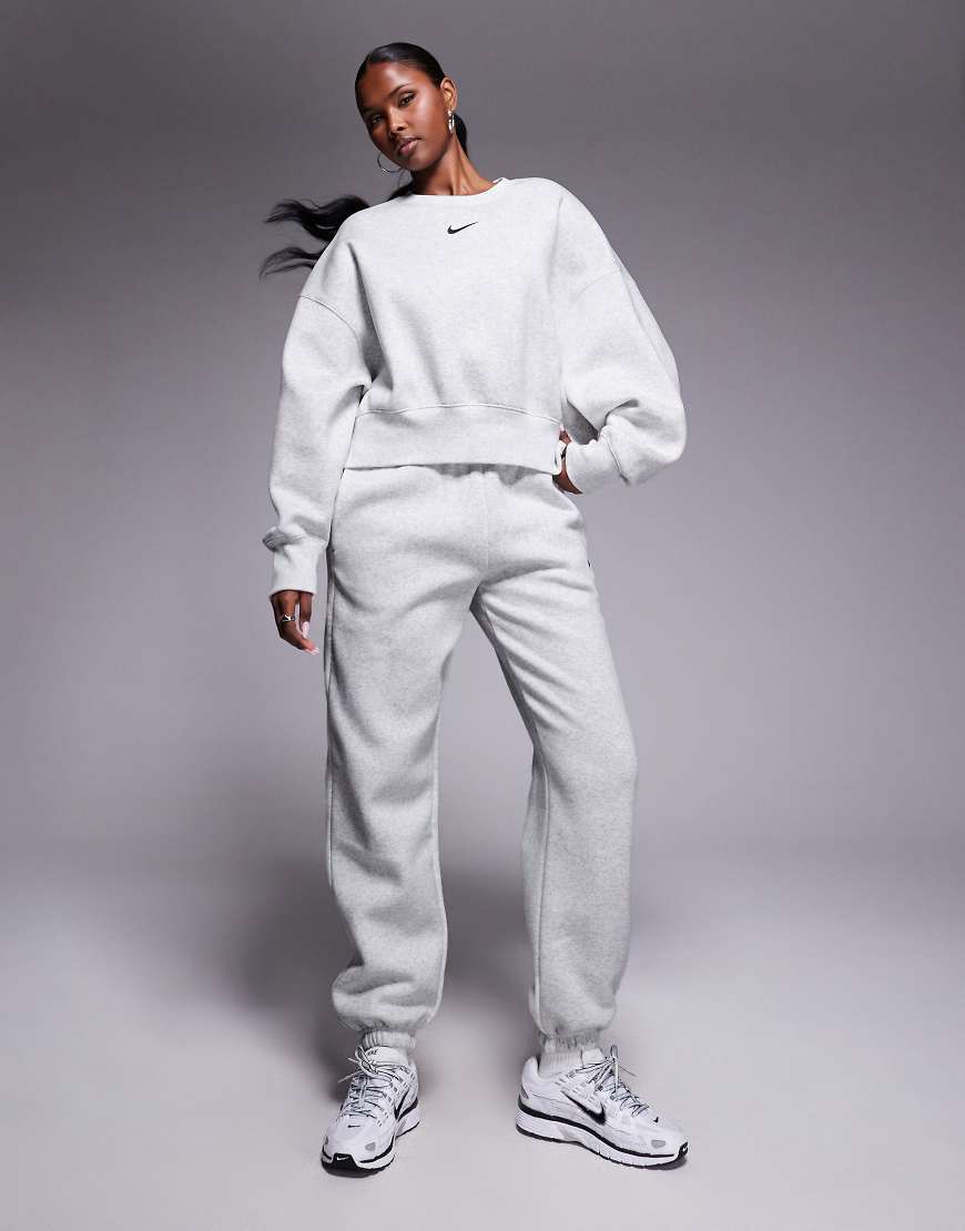 Phoenix fleece high waisted oversized sweatpants in gray