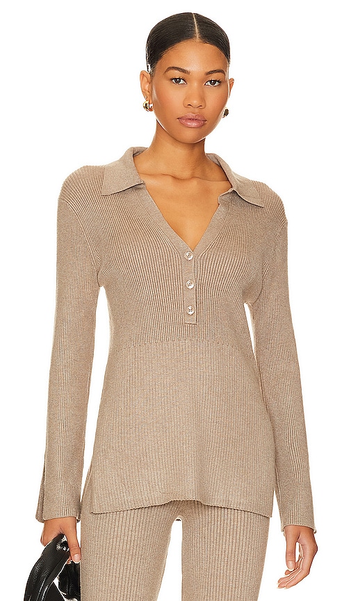 525 Gemma Top in Beige. -  XS also in L, M